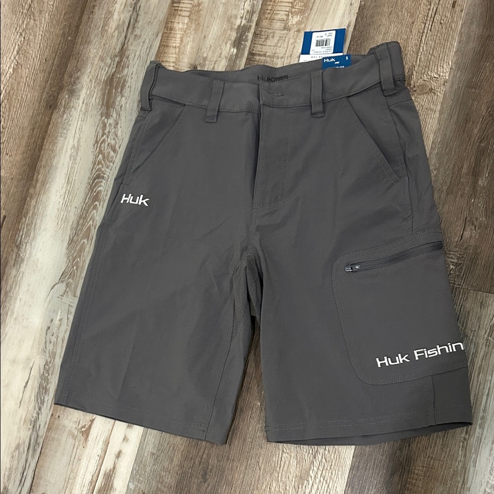 Huk Men's Gray Cargo Shorts